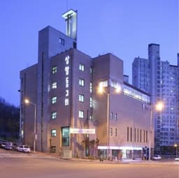 https://image.chowon.in/churches/67b5861d7f228ec2976123c1/348f9131-1f7a-46f5-abc6-d17a73f94271.jpg